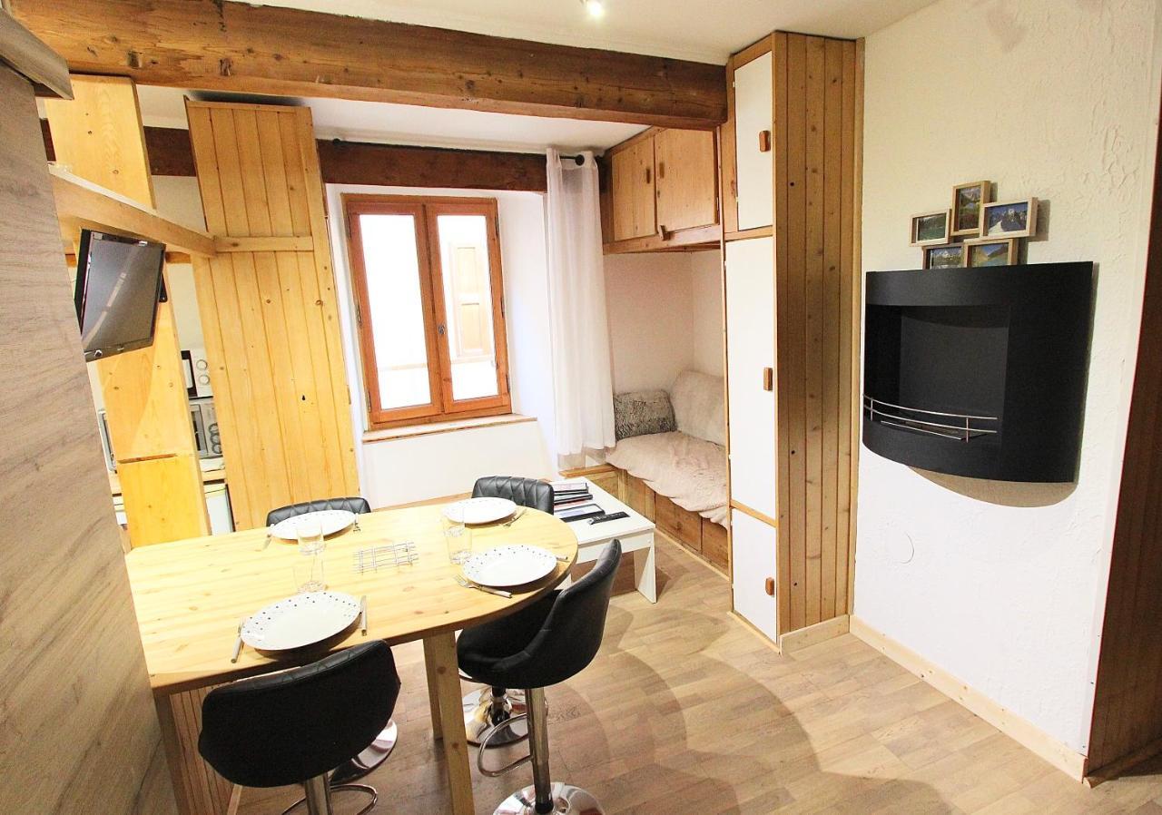 Charmant Studio Cite Vauban Briançon Buitenkant foto